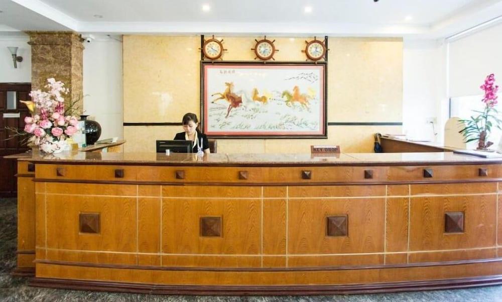 Hoang Yen Hotel 2 Quy Nhon Exterior photo