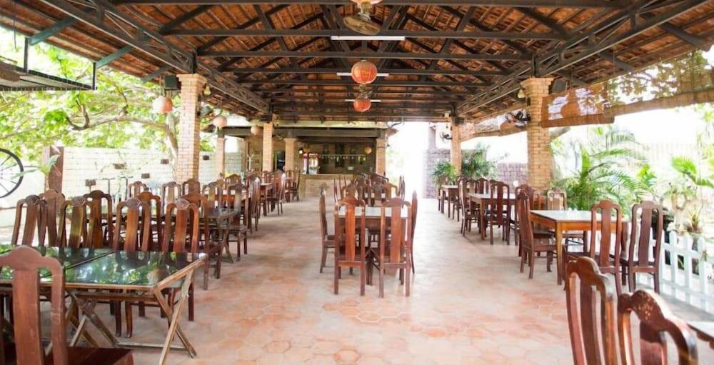 Hoang Yen Hotel 2 Quy Nhon Exterior photo