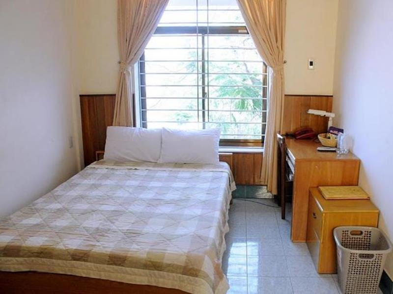 Hoang Yen Hotel 2 Quy Nhon Exterior photo